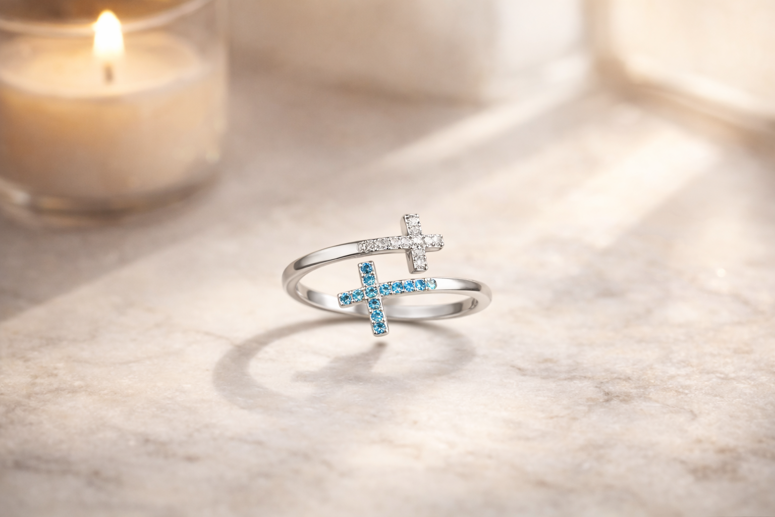 Anneau Croix Cristaux – Minimalisme Sacré & Élégant