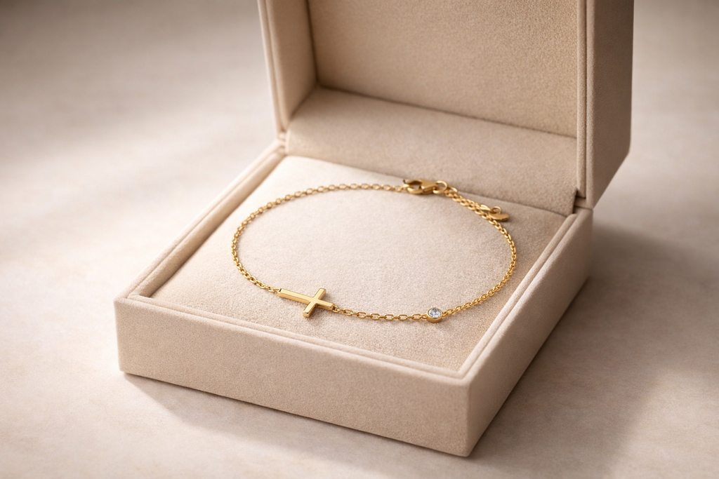 Bracelet Croix Délicat – Chic & Spirituel