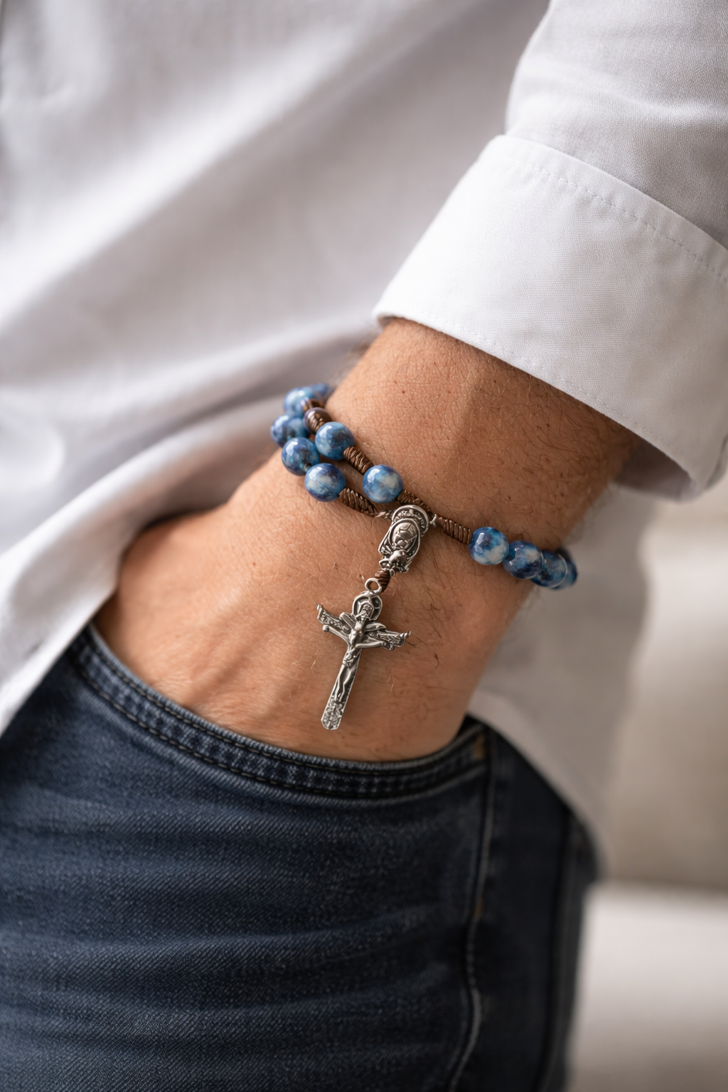 Chapelet Catholique Traditionnel Bleu Marbré – Perles en Verre & Croix Métallique