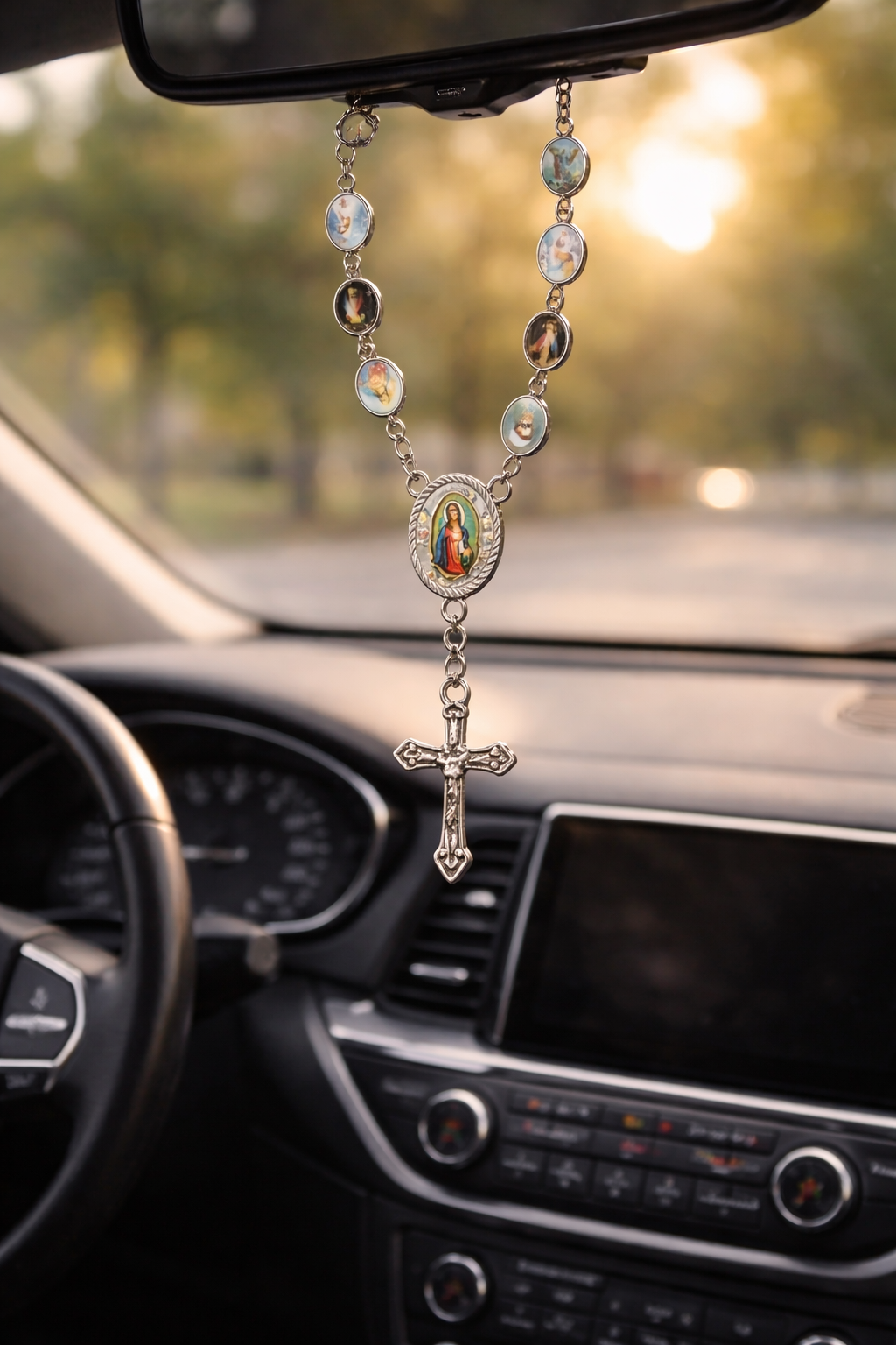 Chapelet de Voiture Marie & Jésus Argenté – Suspension Catholique Vintage pour Rétroviseur avec Croix