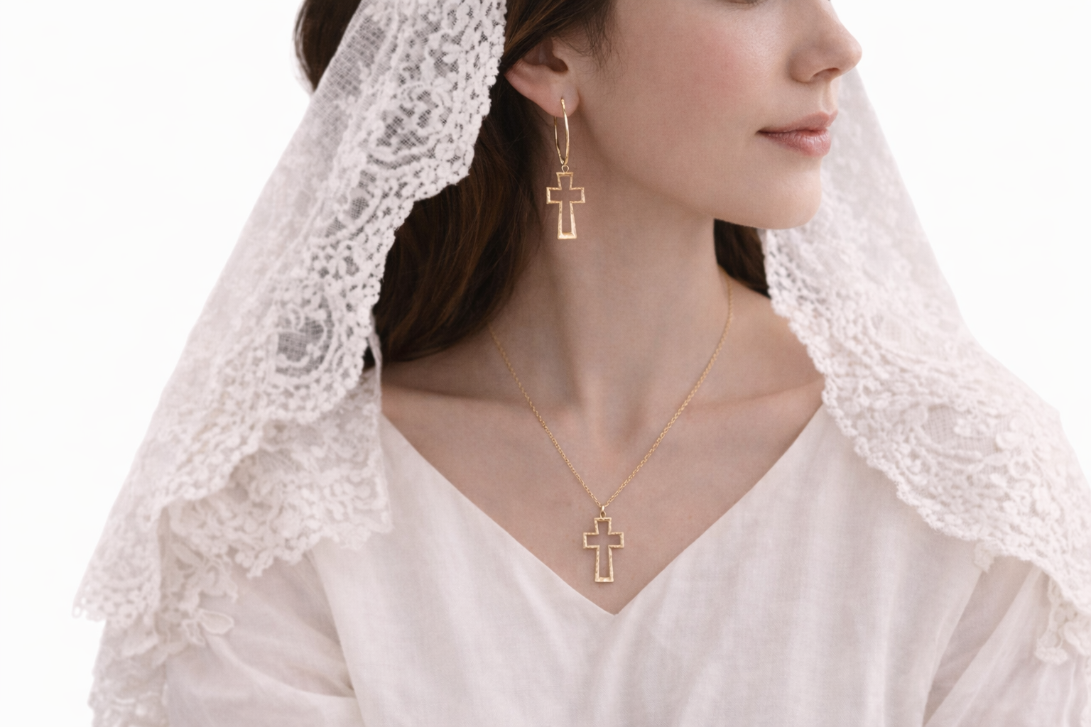 Ensemble collier et boucles d’oreilles Croix de Grâce